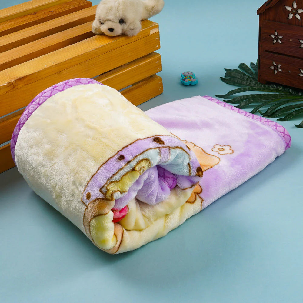 Plush Baby Blanket – Soft & Cozy for All Seasons